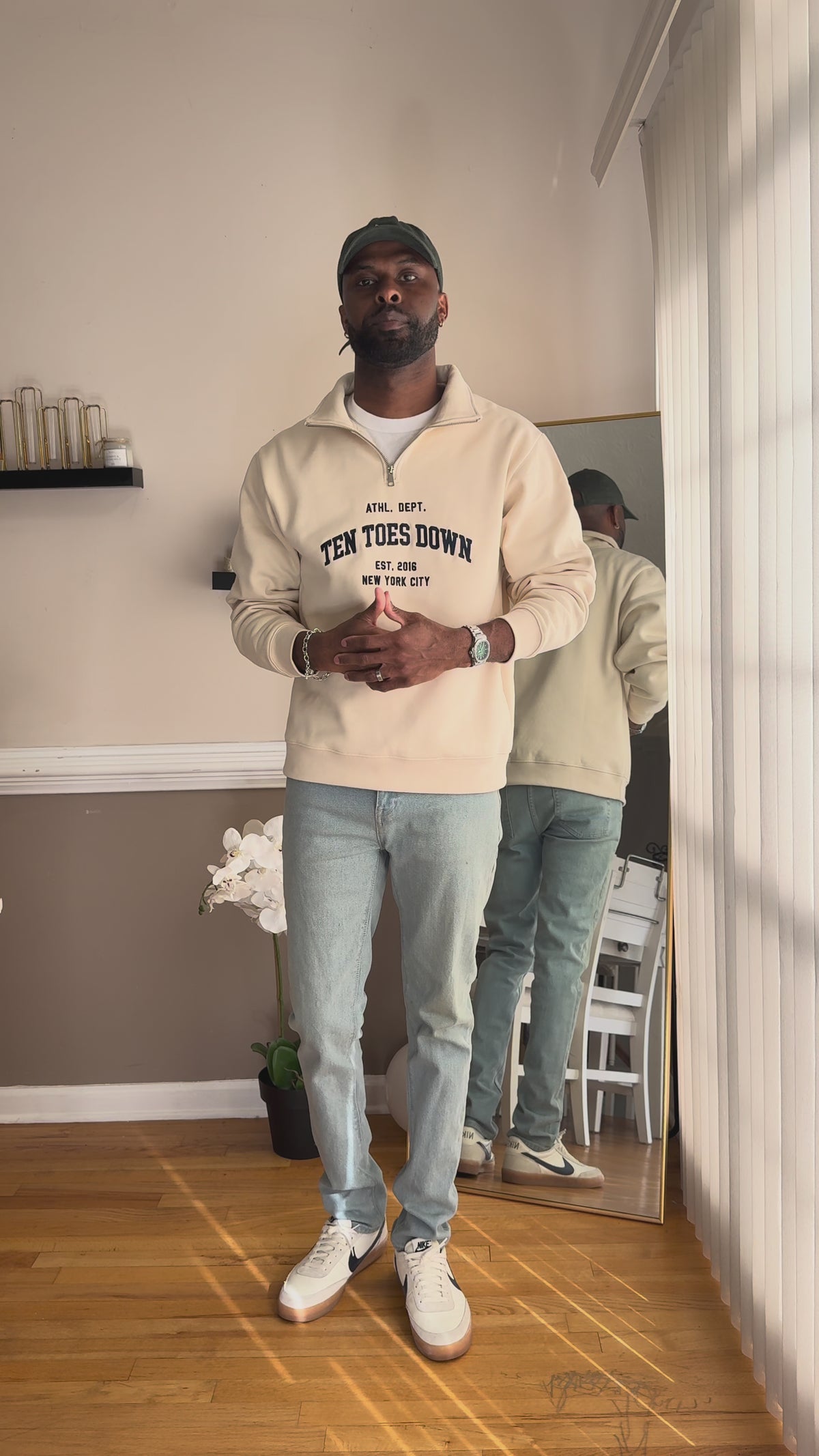 Ten Toes Down Collegiate Quarter Zip – Beige